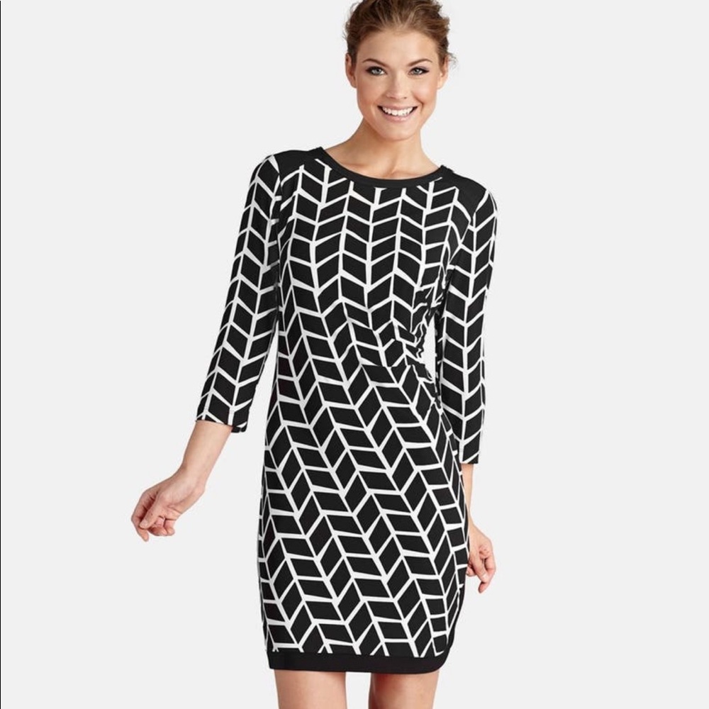 {Donna Morgan} Print Zip Detail Jersey Shift Dress